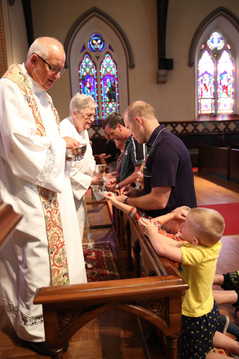 altar-guild-st-peter-s-episcopal-church